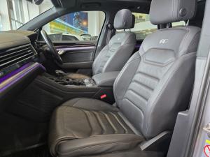 Volkswagen Touareg V6 TDI Executive R-Line - Image 9