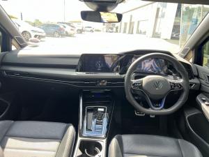 Volkswagen Golf R - Image 11
