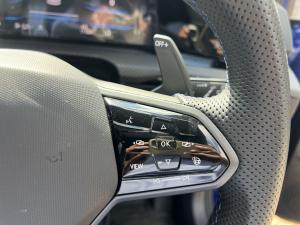 Volkswagen Golf R - Image 20