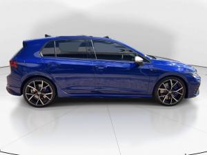 Volkswagen Golf R - Image 8