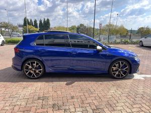 Volkswagen Golf R - Image 8