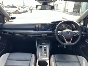 Volkswagen Golf GTI - Image 11