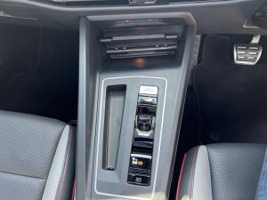 Volkswagen Golf GTI - Image 18