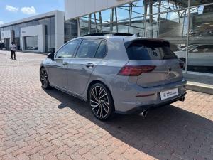 Volkswagen Golf GTI - Image 5