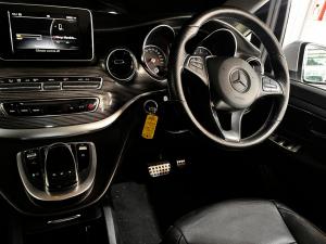 Mercedes-Benz V-Class V220d AMG Line - Image 11