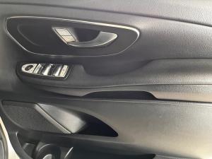 Mercedes-Benz V-Class V220d AMG Line - Image 12