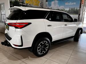 Toyota Fortuner 2.4GD-6 auto - Image 2