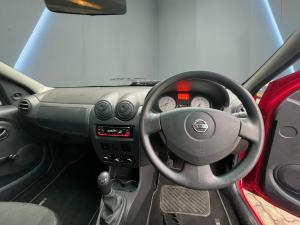 Nissan NP200 1.6i safety pack (aircon) - Image 11