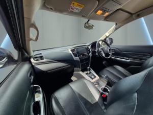 Mitsubishi Triton 2.4DI-D double cab 4x4 Xtreme - Image 12