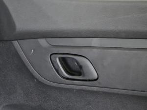 Renault Kwid 1.0 Techno manual - Image 21