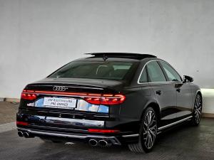 Audi S8 quattro - Image 12
