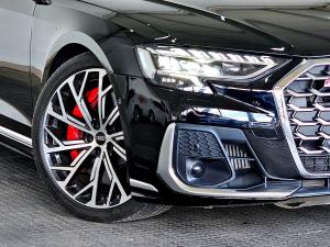 Audi S8 quattro - Image 4