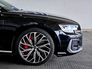 Audi S8 quattro - Image 9