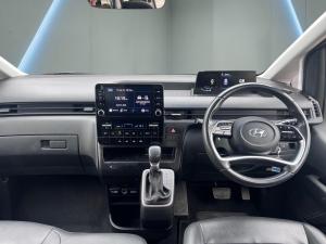 Hyundai Staria 2.2D Executive 9-seater - Image 11