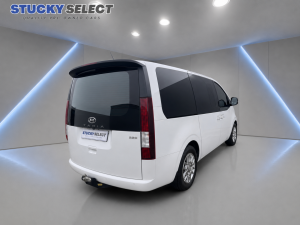 Hyundai Staria 2.2D Executive 9-seater - Image 5