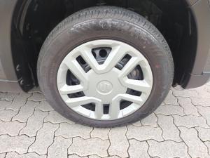 Suzuki Vitara Brezza 1.5 GL auto - Image 23