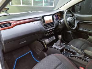 Renault Kiger 1.0 Turbo Intens manual - Image 14