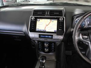 Toyota Land Cruiser Prado 3.0DT VX-L - Image 11