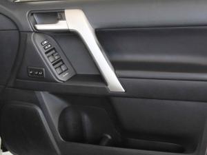 Toyota Land Cruiser Prado 3.0DT VX-L - Image 13