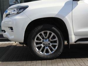 Toyota Land Cruiser Prado 3.0DT VX-L - Image 5