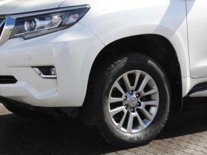Toyota Land Cruiser Prado 3.0DT VX-L - Image 6