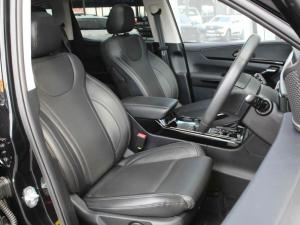 Mahindra XUV700 2.0T AX7L - Image 16