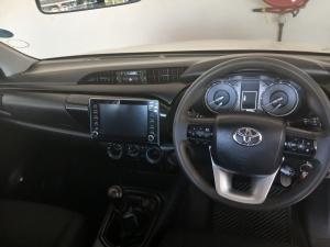 Toyota Hilux 2.4GD-6 single cab Raider manual - Image 6
