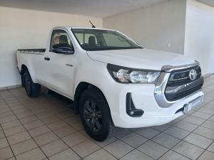 Toyota Hilux 2.4GD-6 single cab Raider manual - Image 1