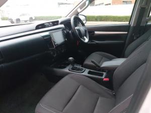 Toyota Hilux 2.4GD-6 double cab 4x4 Raider auto - Image 7