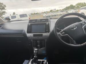 Toyota Land Cruiser Prado 4.0 VX-L - Image 6
