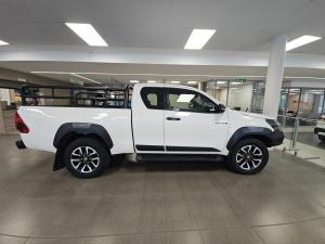 Toyota Hilux 2.8GD-6 Xtra cab 4x4 Legend auto - Image 3