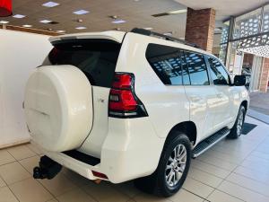 Toyota Land Cruiser Prado 3.0DT VX - Image 2