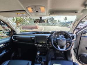 Toyota Hilux 2.8GD-6 double cab 4x4 Raider auto - Image 6