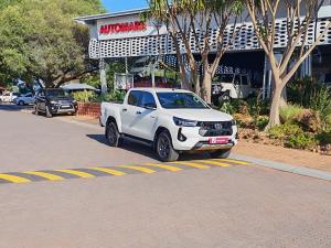 Toyota Hilux 2.8GD-6 double cab 4x4 Raider auto - Image 1