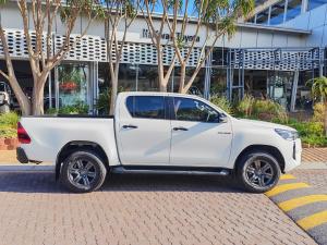 Toyota Hilux 2.8GD-6 double cab 4x4 Raider auto - Image 3
