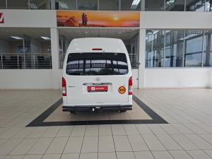 Toyota Hiace 2.5D-4D bus 14-seater GL - Image 5