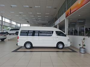 Toyota Hiace 2.5D-4D bus 14-seater GL - Image 3