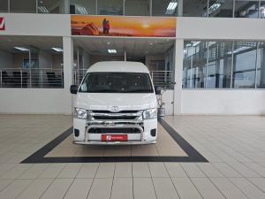 Toyota Hiace 2.5D-4D bus 14-seater GL - Image 4