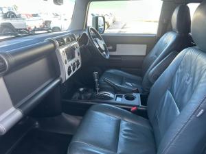 Toyota FJ Cruiser FJ Cruiser - Image 7