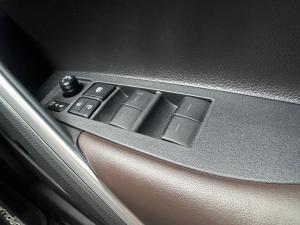 Toyota Corolla Cross 1.8 XR - Image 25