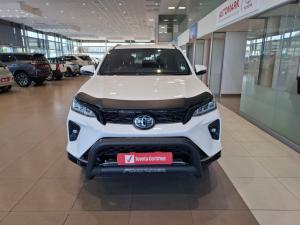 Toyota Fortuner 2.8GD-6 VX automatic - Image 3