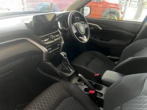 Toyota Urban Cruiser 1.5 XR automatic - Image 7