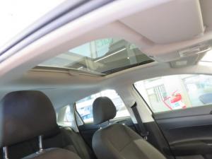 Volkswagen Polo 1.0 TSI Life - Image 19