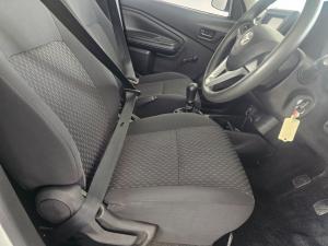 Toyota Vitz 1.0 - Image 7