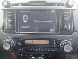 Toyota Prado VX 3.0 TDi automatic - Image 13