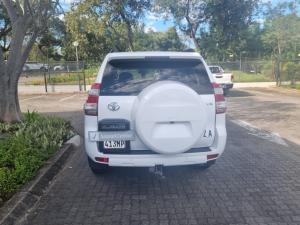Toyota Prado VX 3.0 TDi automatic - Image 5