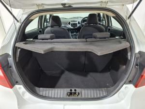 Ford Figo hatch 1.5 Ambiente - Image 5