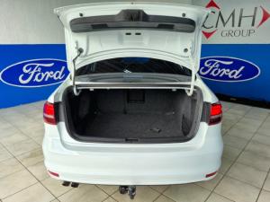 Volkswagen Jetta 1.4TSI Comfortline - Image 12
