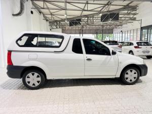Nissan NP200 1.6i safety pack (aircon) - Image 2