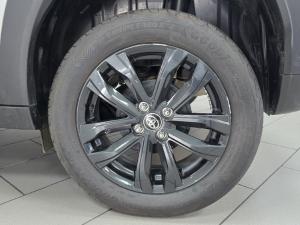Toyota Starlet Cross 1.5 XS manual - Image 9